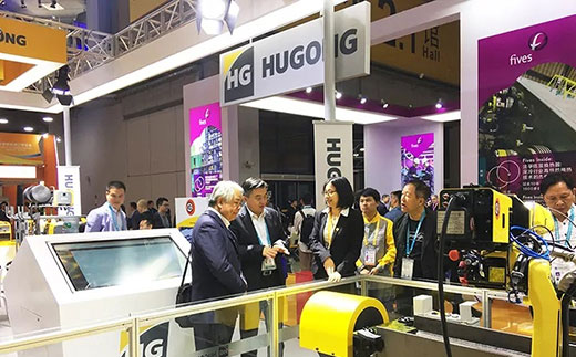 第二届进博会广东省那曲市常务副市长莅临GOPAY钱包官网意大利CEA展位 第二届进博会广东省那曲市常务副市长莅临GOPAY钱包官网意大利CEA展位
